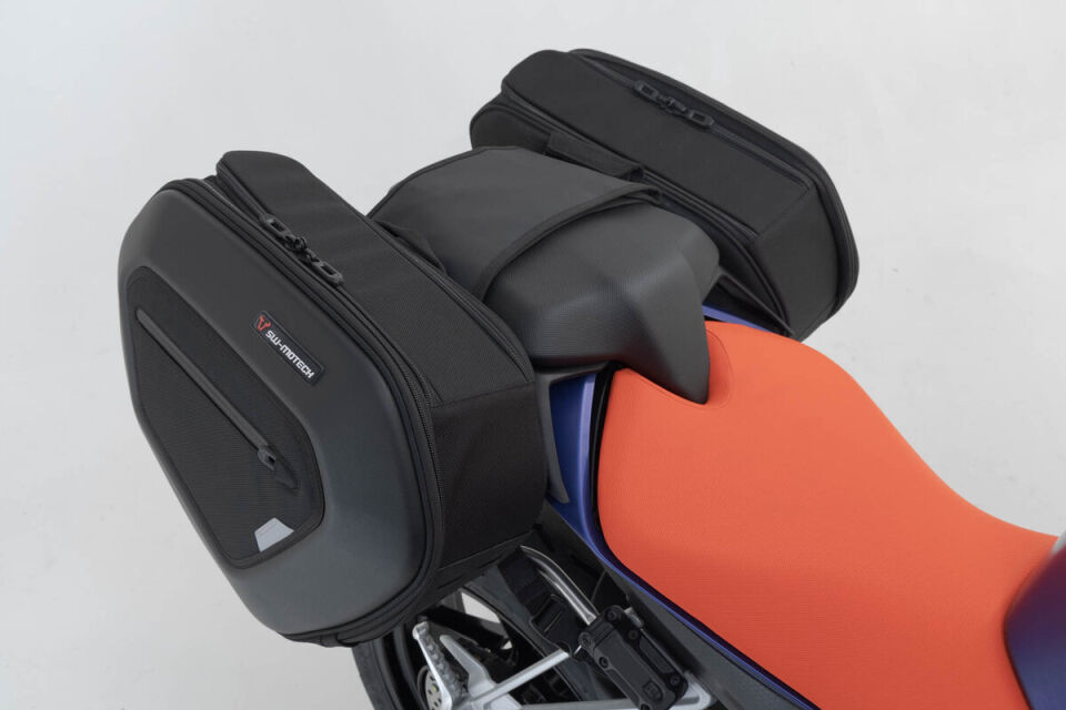 SW-MOTECH PRO BLAZE Heybe Çanta Seti Aprilia Tuono 660 / RS 660 / RS 457 - BC.HTA.13.740.35002