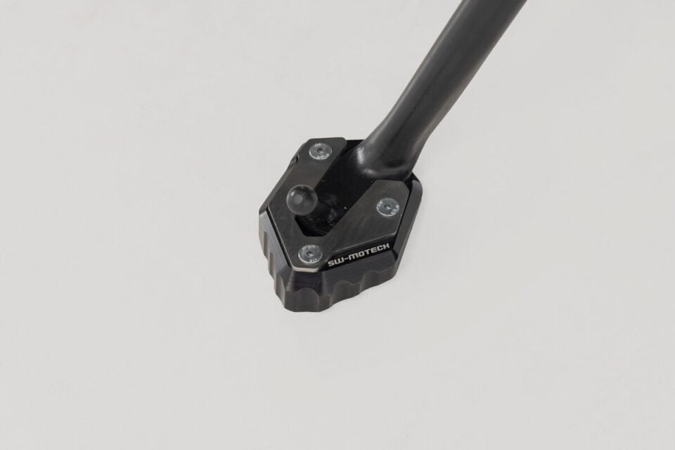 SW-MOTECH Yan Ayak Genişletme Tablası Yamaha MT-07 / XSR700 / YZF-R7 - STS.06.506.10000