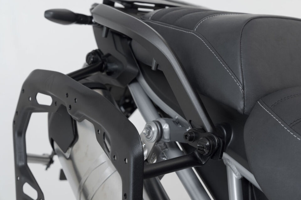 SW-MOTECH PRO Yan Çanta Taşıyıcı Triumph Tiger 1200 - KFT.11.905.30002/B