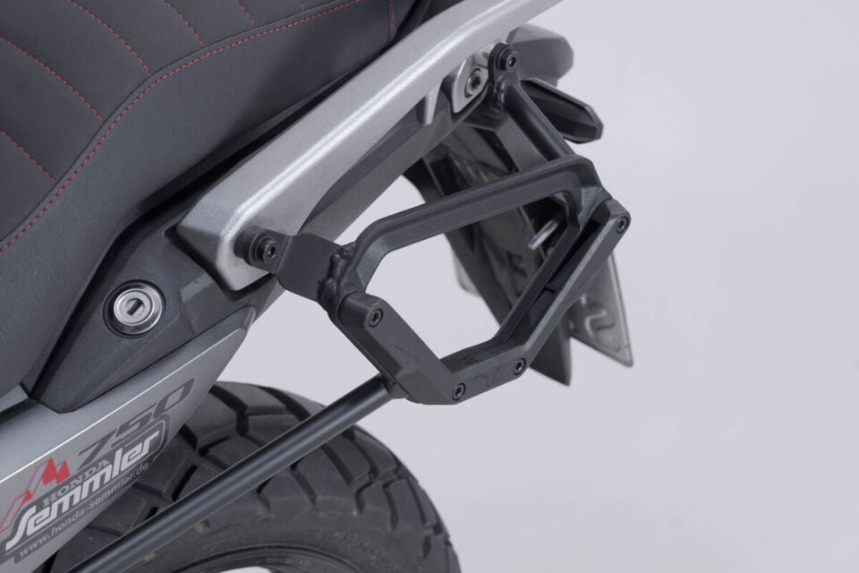 SW-MOTECH V-LOC Sol Yan Çanta Taşıyıcısı Honda XL750 Transalp - VMC.01.070.10000
