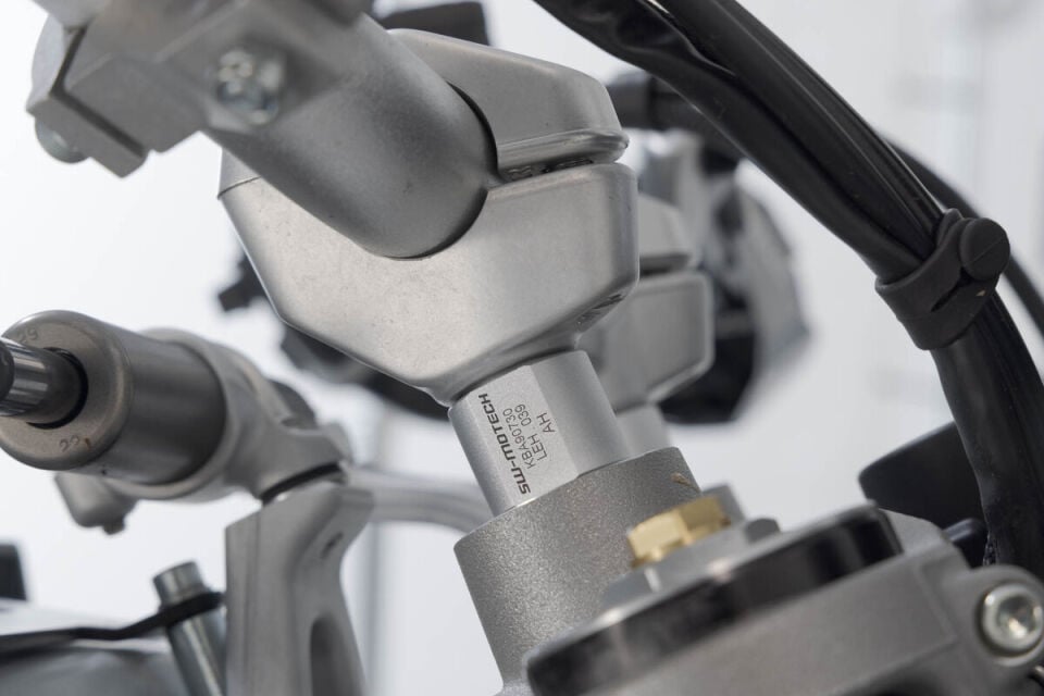 SW-MOTECH Ducati DesertX Gidon Yükseltici 20 mm Gümüş - LEH.22.039.10100/S