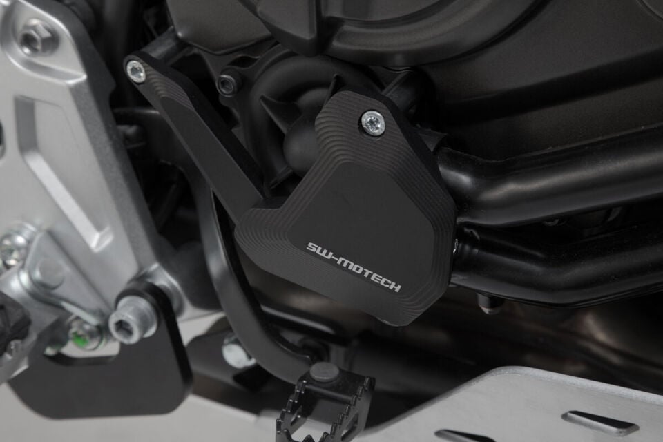 SW-MOTECH Su Pompası Koruması Yamaha Ténéré 700 (2019-) Siyah - SCT.06.799.10000