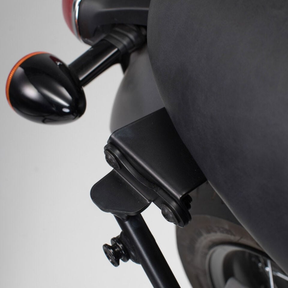 SW-MOTECH Triumph Bonneville SLC Yan Taşıyıcı Adaptörü Sol - HTA.11.743.12001