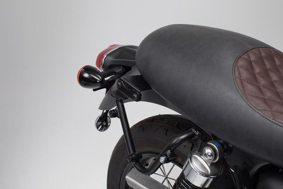 SW-MOTECH Triumph Bonneville SLC Yan Taşıyıcı Adaptörü Sol - HTA.11.743.12001