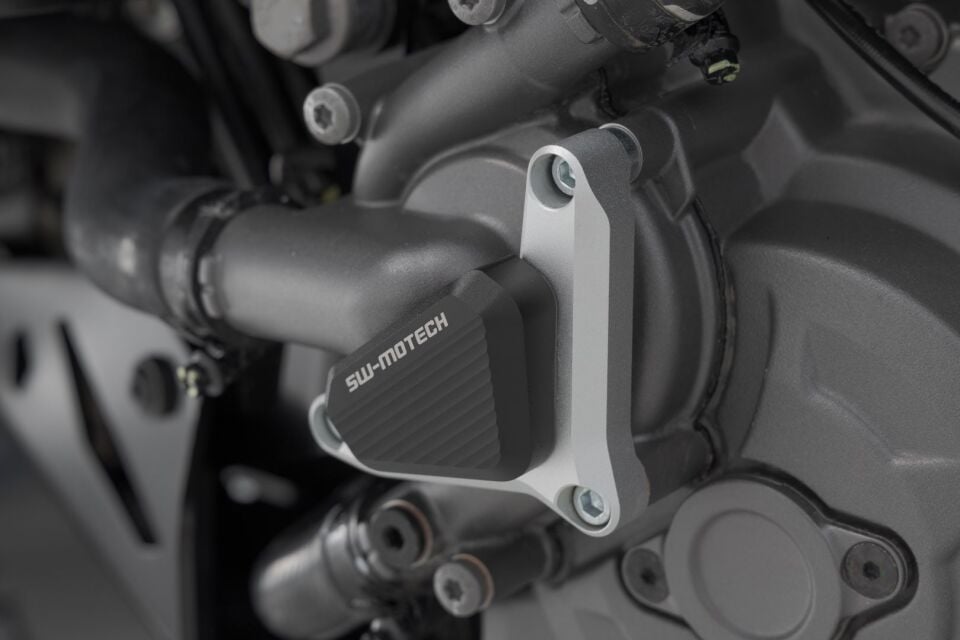 SW-MOTECH Ducati Su Pompası Koruma Gümüş / Siyah - SCT.22.114.10002